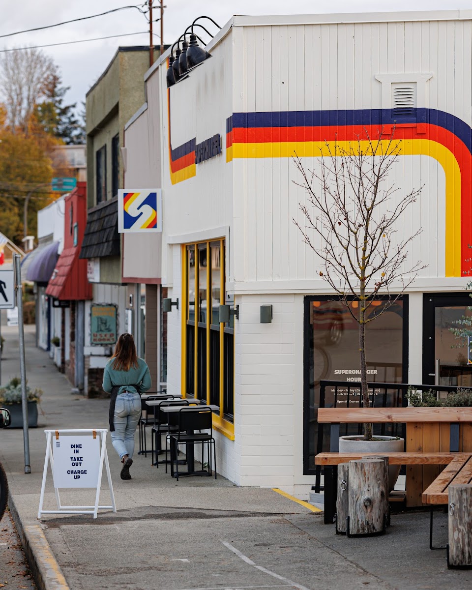 Banner Supercharger Pizza 01